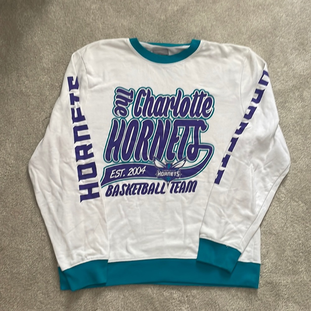 Charlotte Hornets crewneck sweatshirt